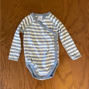 Hanna Andersson blue striped wrap style onesie, size 18-24m
